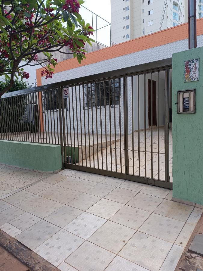 Uberlândia Pousada Cantinho Da Felicidade מראה חיצוני תמונה