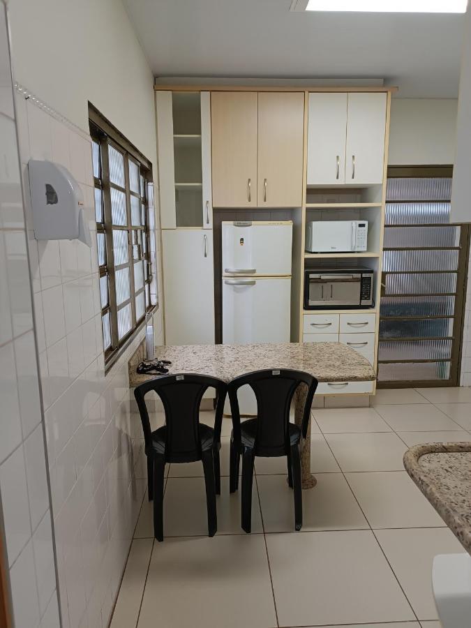Uberlândia Pousada Cantinho Da Felicidade מראה חיצוני תמונה